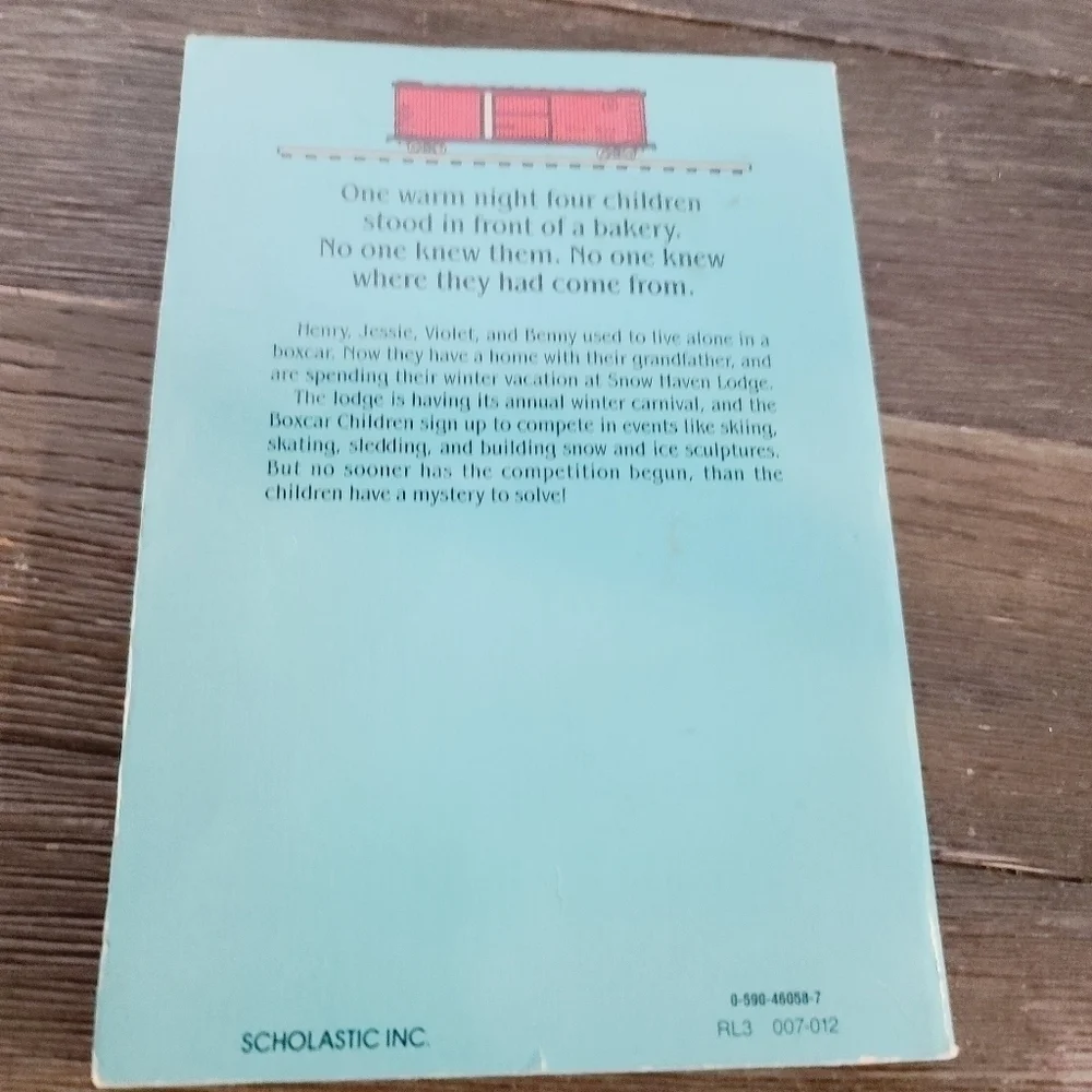 Vintage 1993 The Boxcar Children #32 The Mystery in the Snow Paperback Book